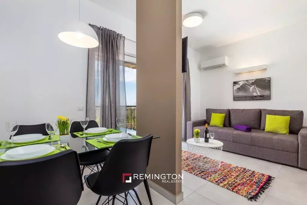 7 Bedroom Villa/Townhouse's Image 24