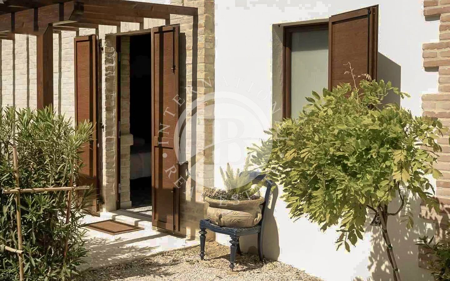Villa in Sant'Omero - Image 3