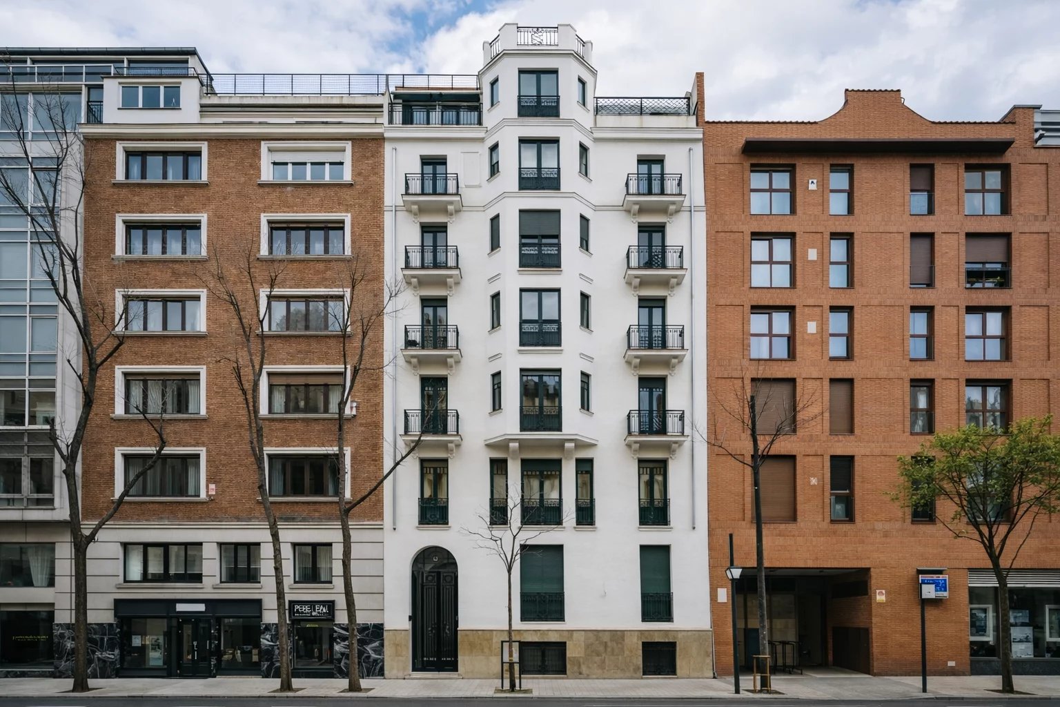 Cozy apartment in the process of renovation in Recoletos