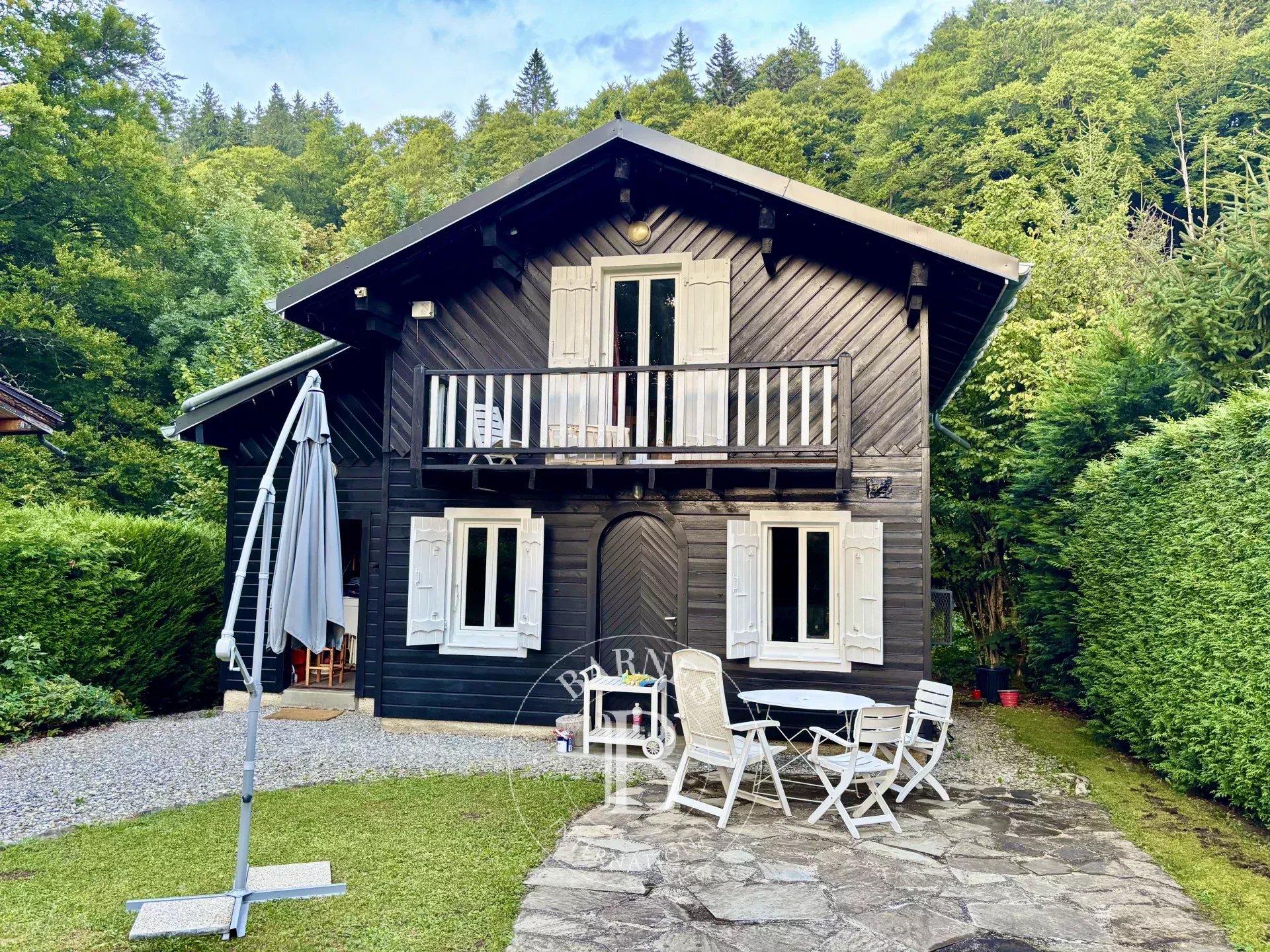 Chalet Arâches-la-Frasse  -  ref 87157676 (picture 1)