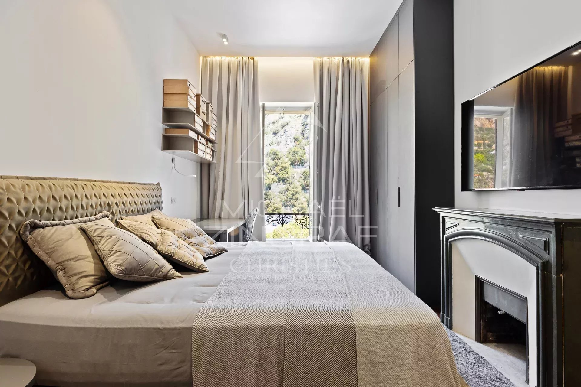 2 Bedroom Apartment/Flat's Image 3