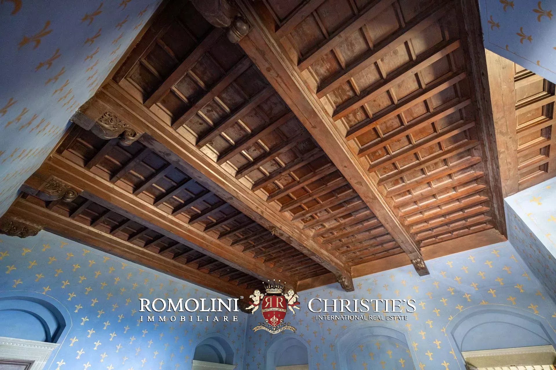 35 Bedroom Chateau's Image 43