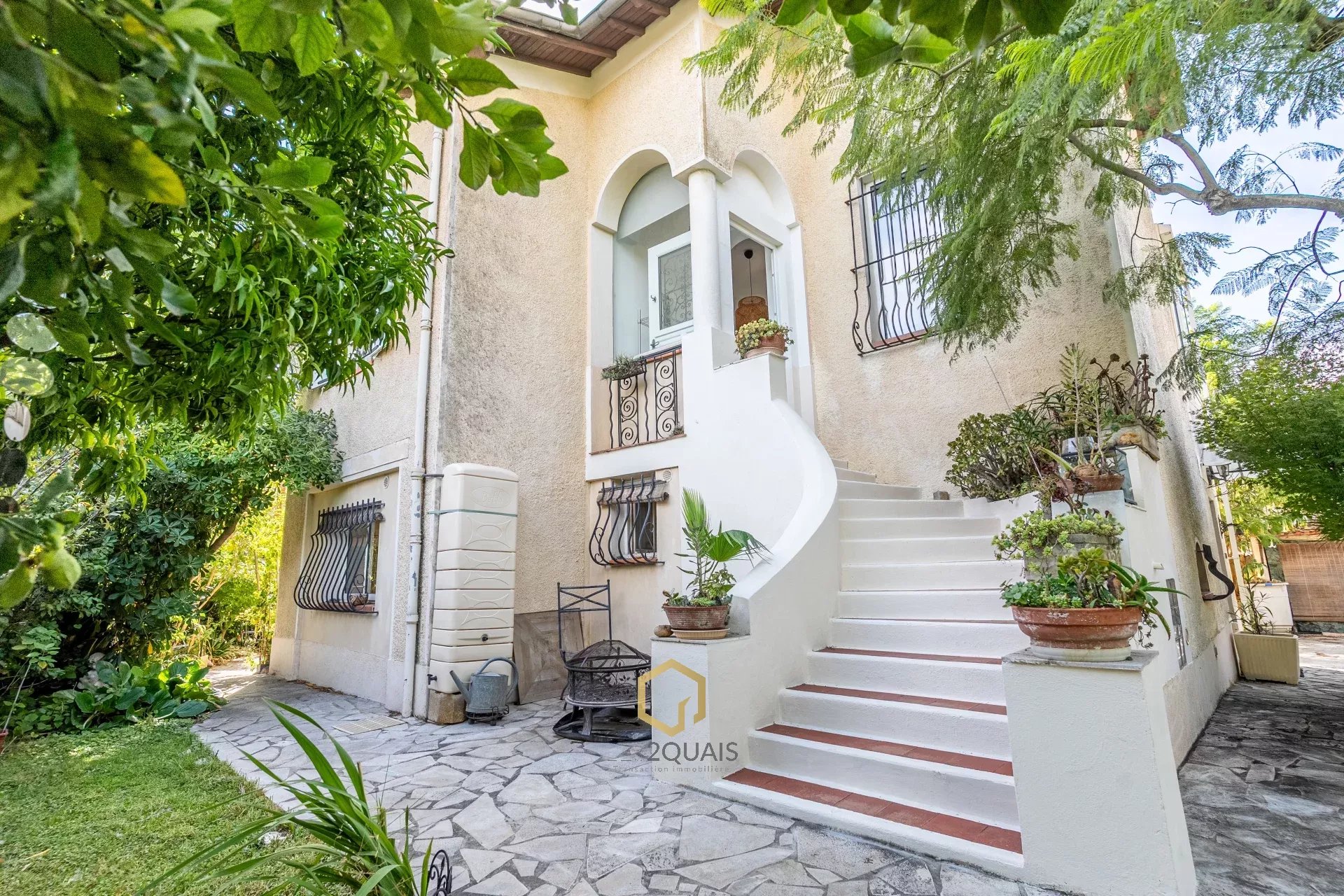 Agence immobilière de 