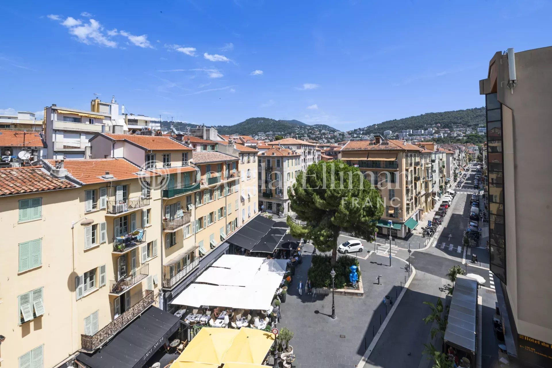 NICE – Le Port : Bel appartement de 5 pièces. - Image nᵒ3