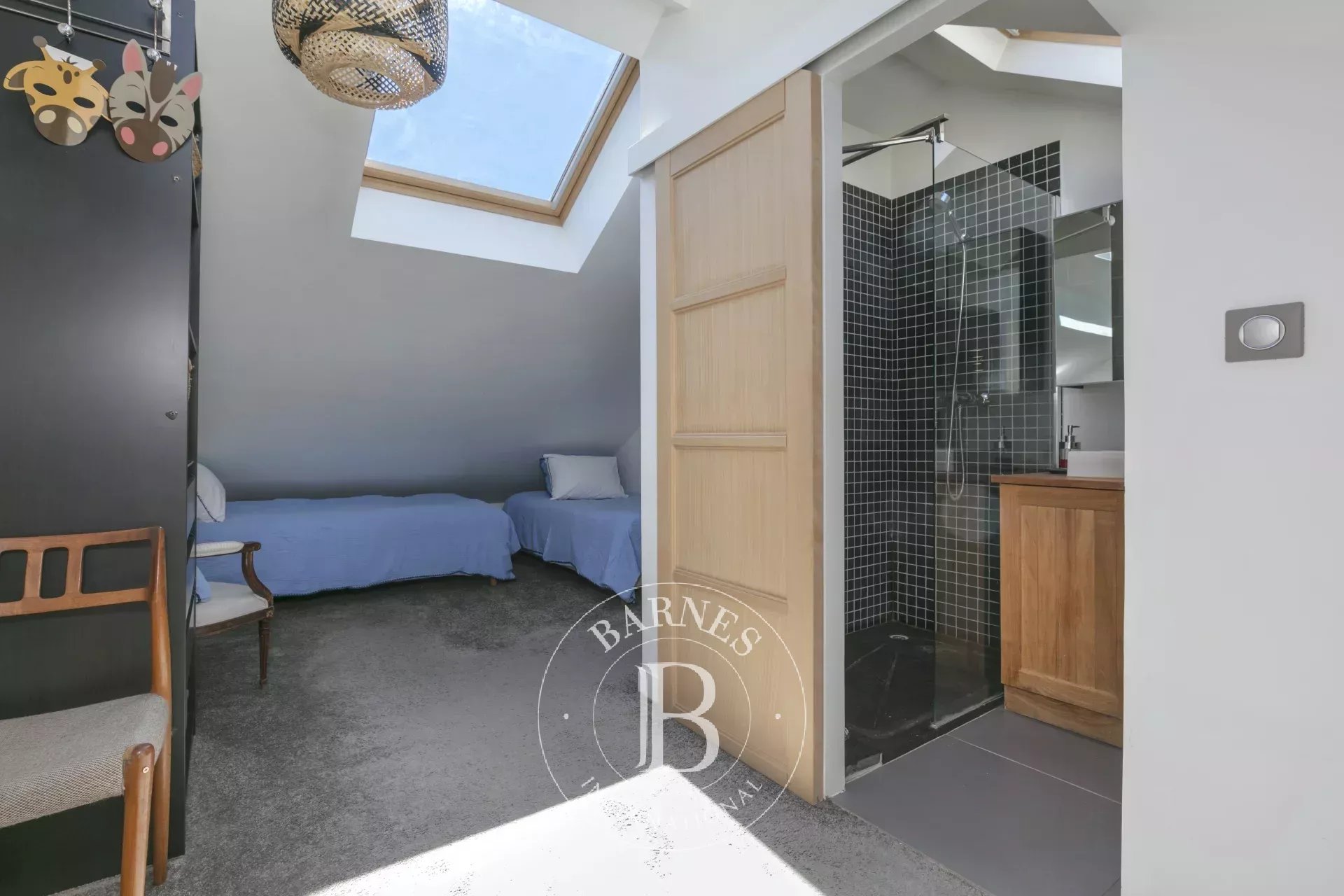 Courbevoie  - Casa 10 Cuartos 6 Habitaciones - picture 14