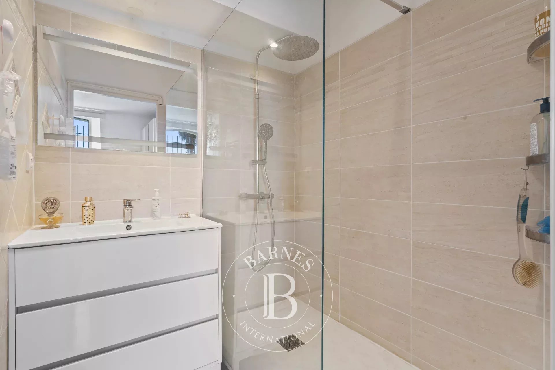 Daire Sainte-Maxime - picture 10