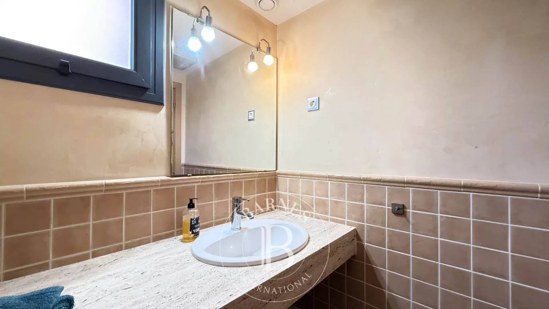 Charming semi-detached house in the heart of Sant Andreu de Llavaneres - picture 10