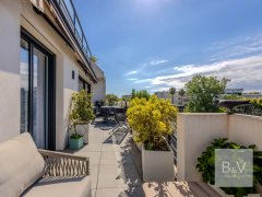 Luxury T4 apartment just a stone's throw from the beaches! — photo 1 of 2