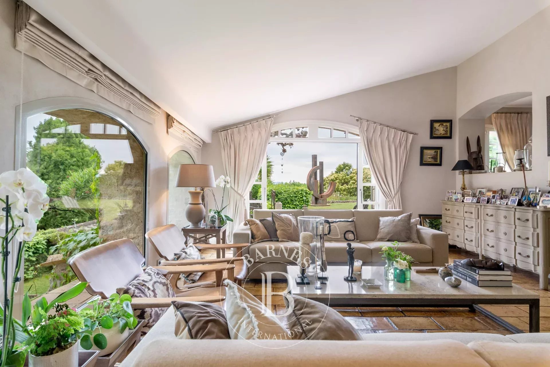 Villa Mougins - picture 10