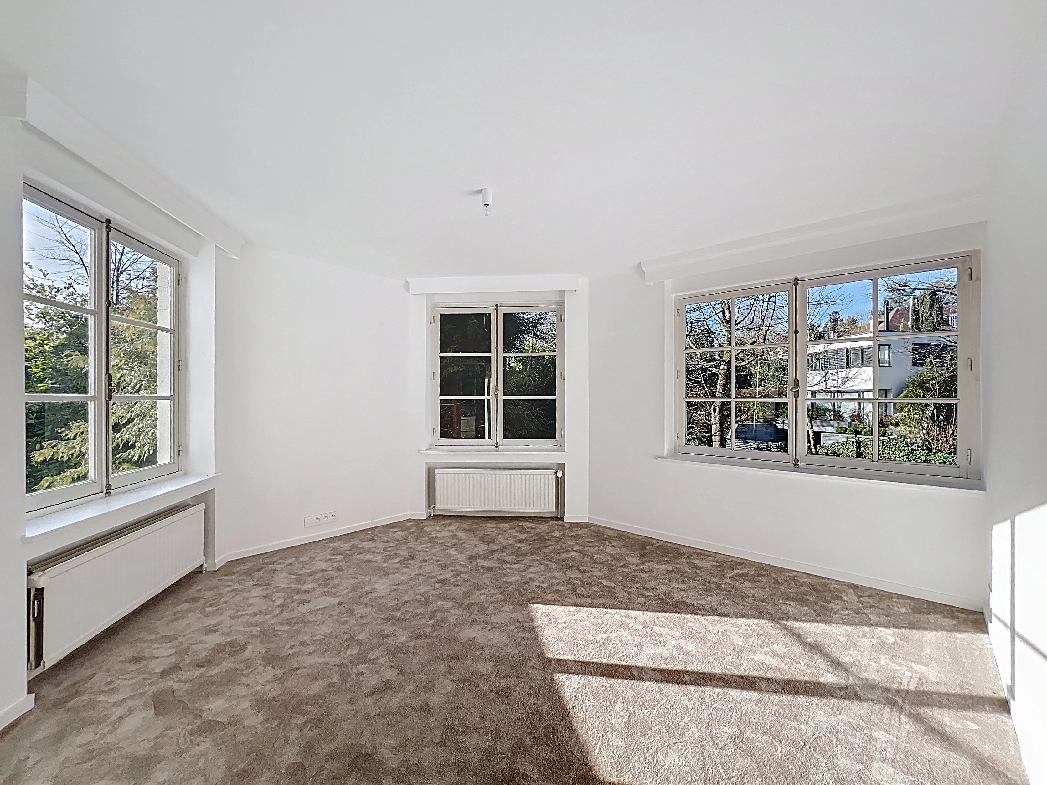 Uccle - Bright 3-bedroom apartment with terrace in a quiet, green setting