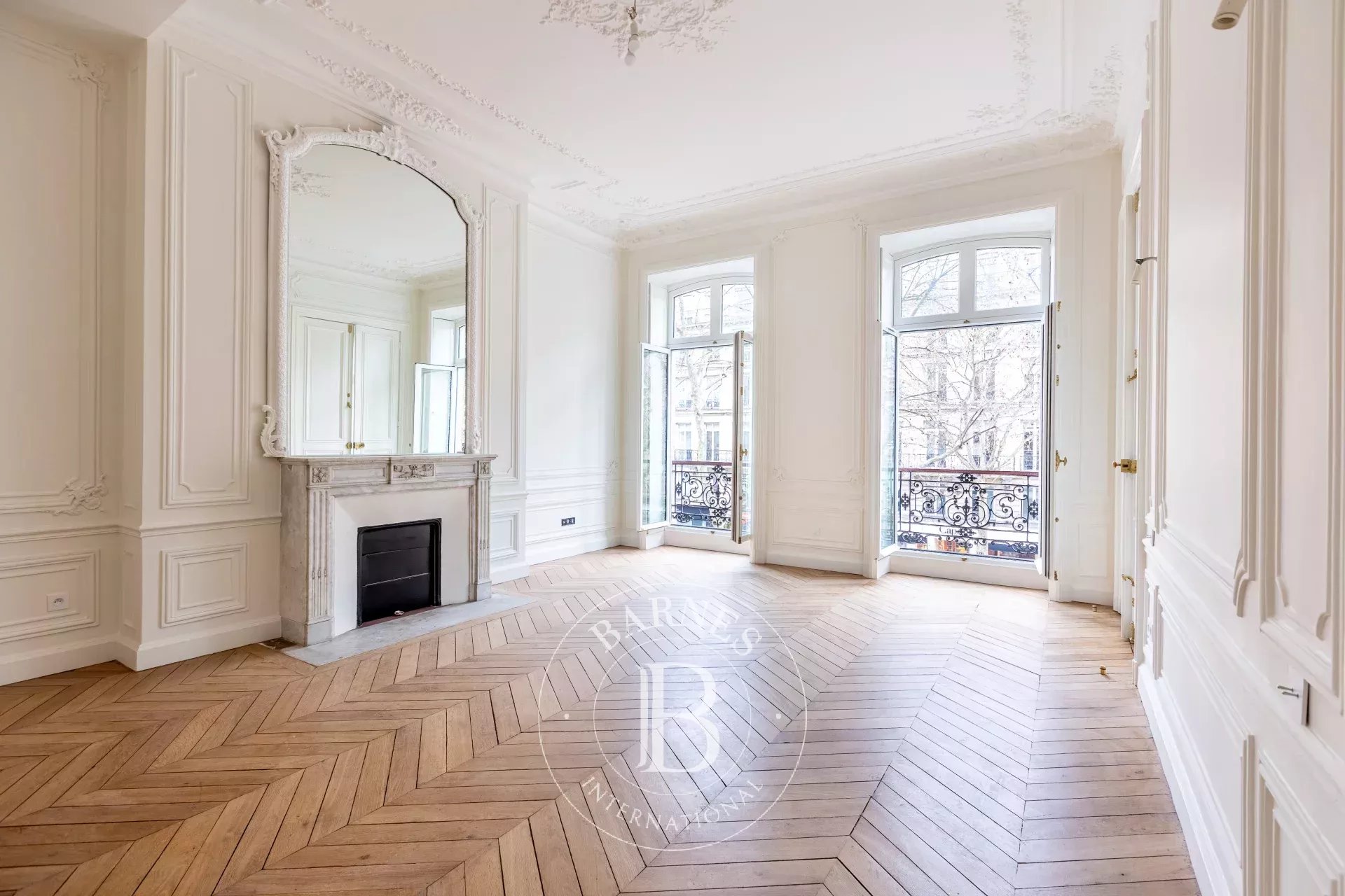 Paris  - Apartment 3 Bedrooms - picture 12