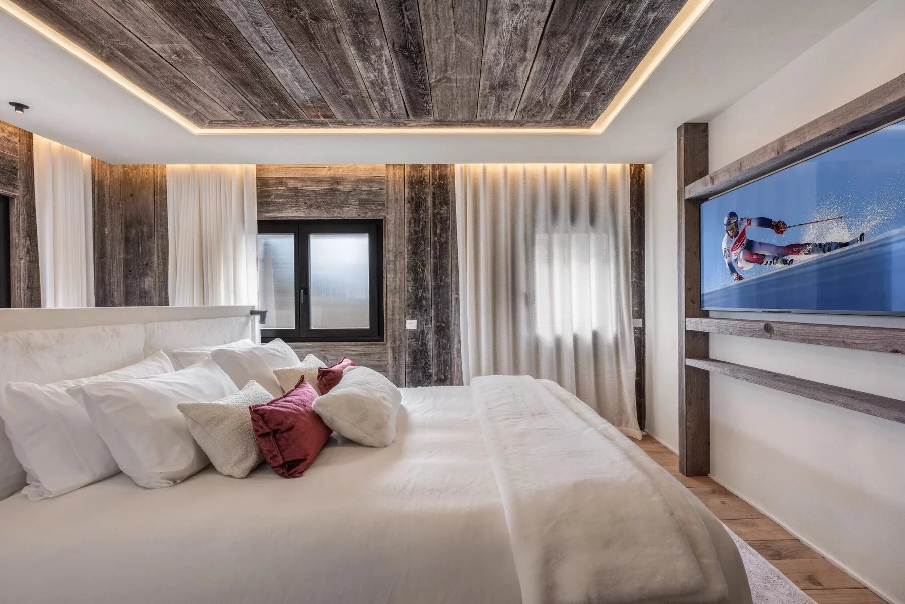 Photo of MEGÈVE - Luxury 5-bedroom chalet in the heart of Megeve