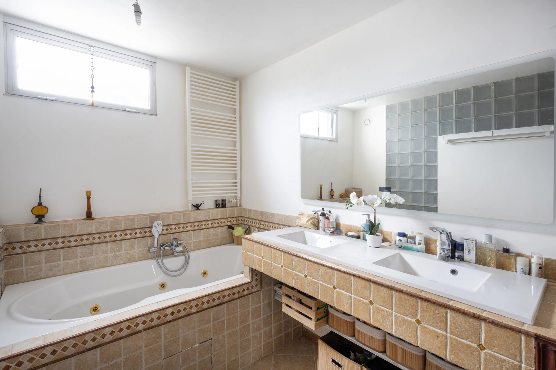 2 Bedroom Apartment/Flat's Image 9