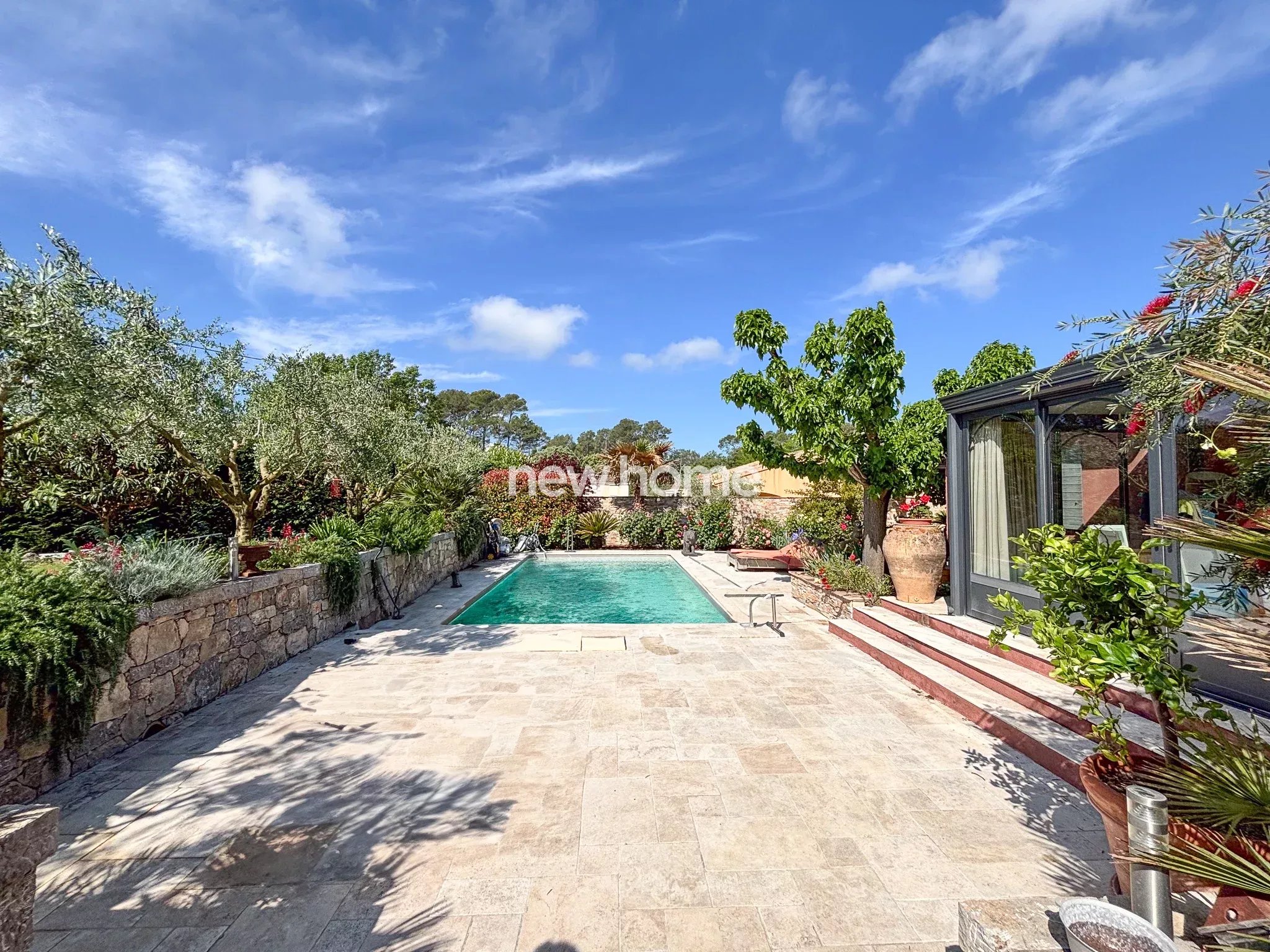 Charmante villa provençale de plain pied 140 m² à 1km du village