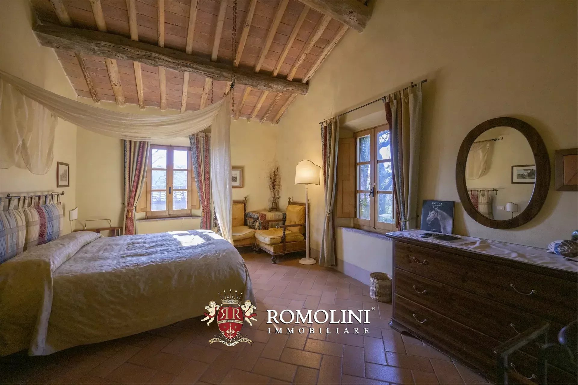 9 Bedroom Horse Property's Image 95