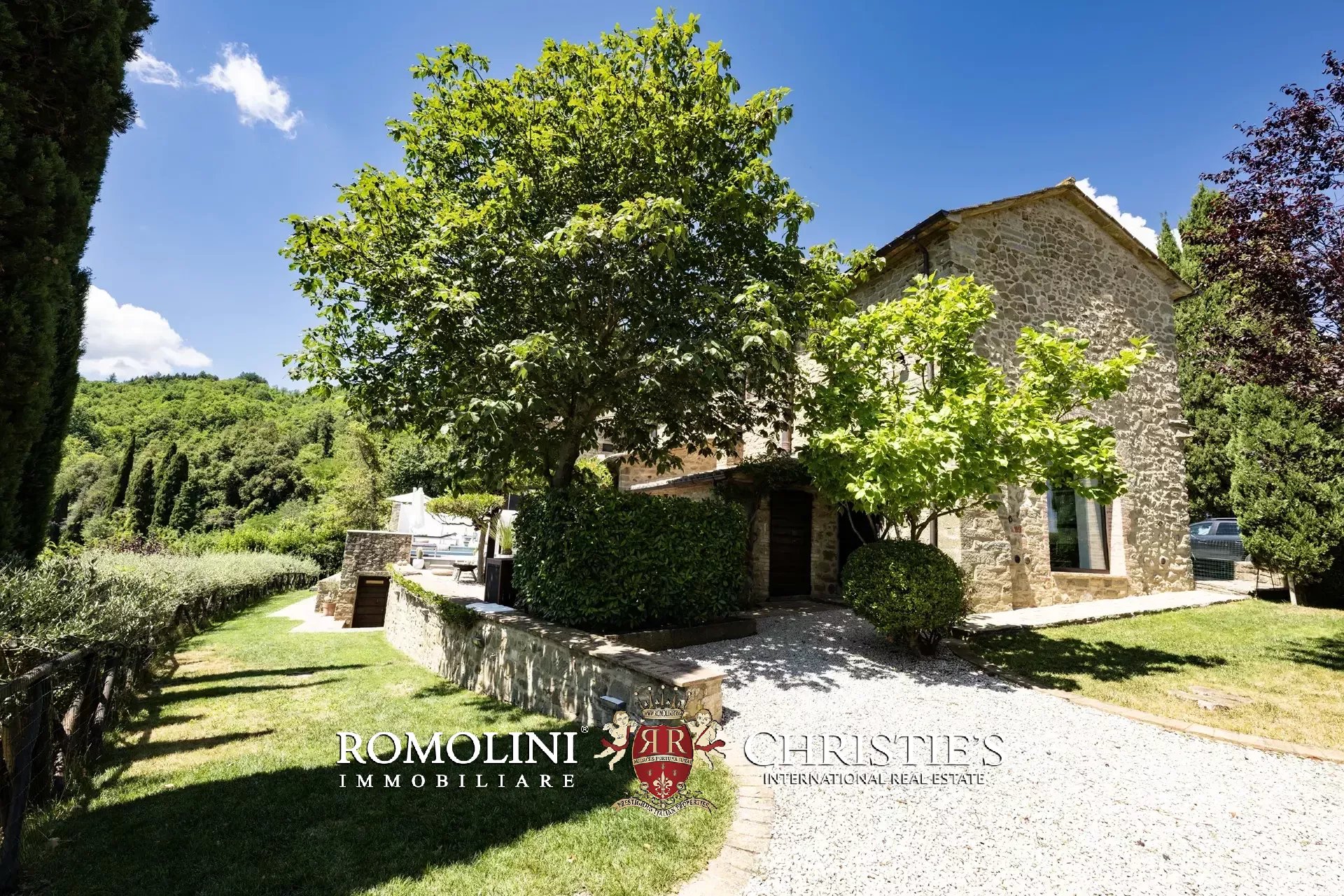 6 Bedroom Villa/Townhouse's Image 19