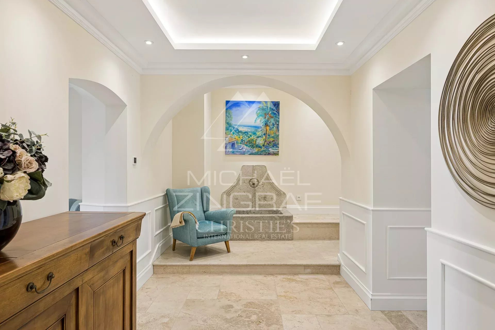 7 Bedroom Villa/Townhouse's Image 9