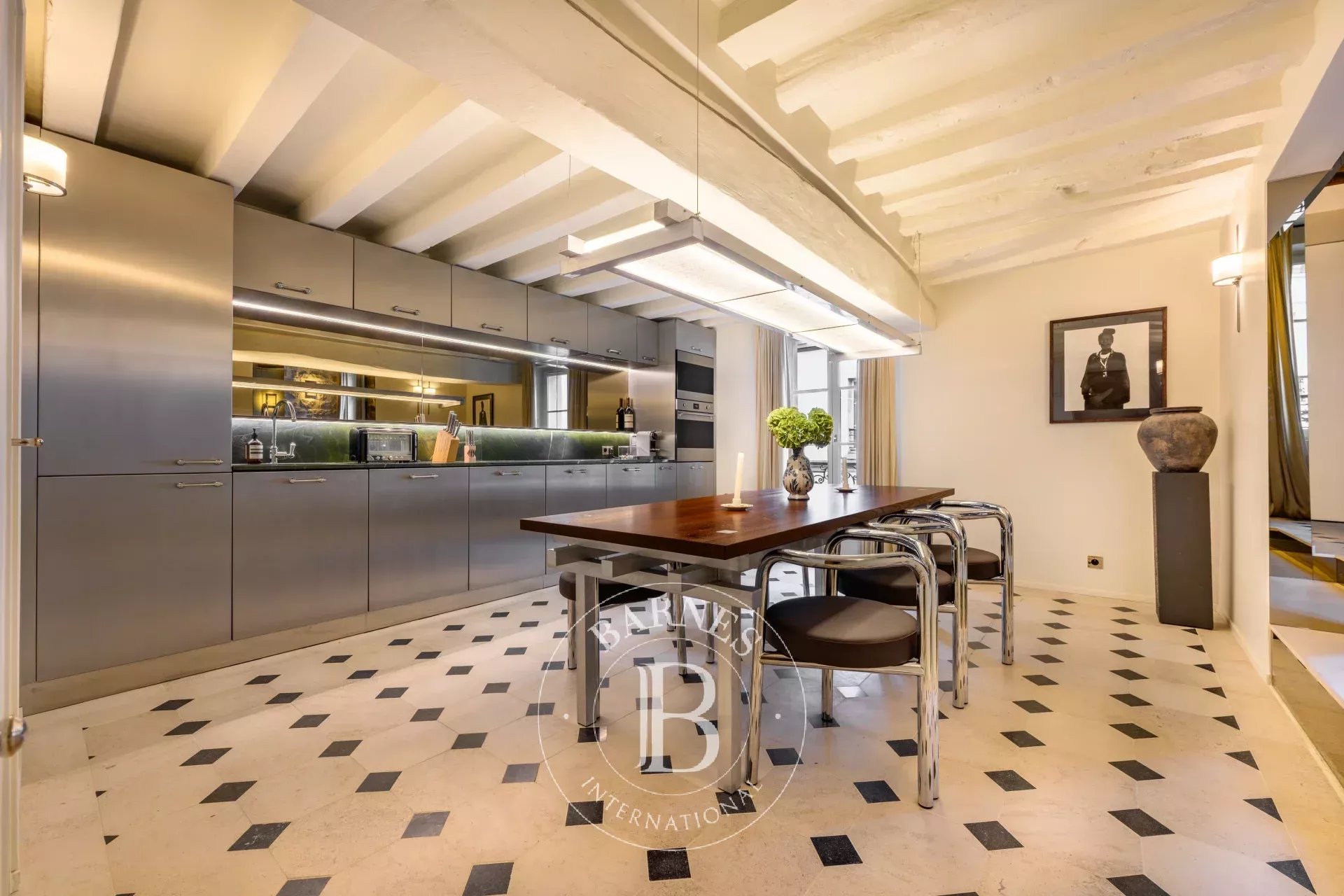 Daire Paris 4ème - picture 13