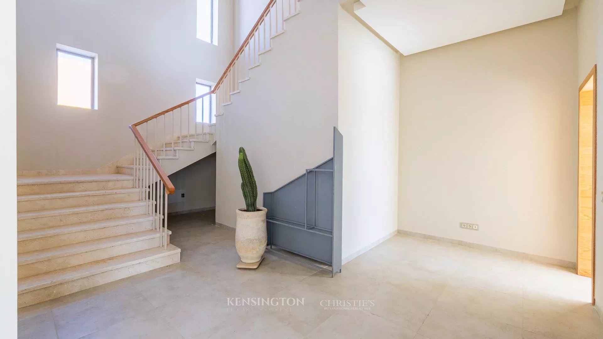 4 Bedroom Villa/Townhouse's Image 13