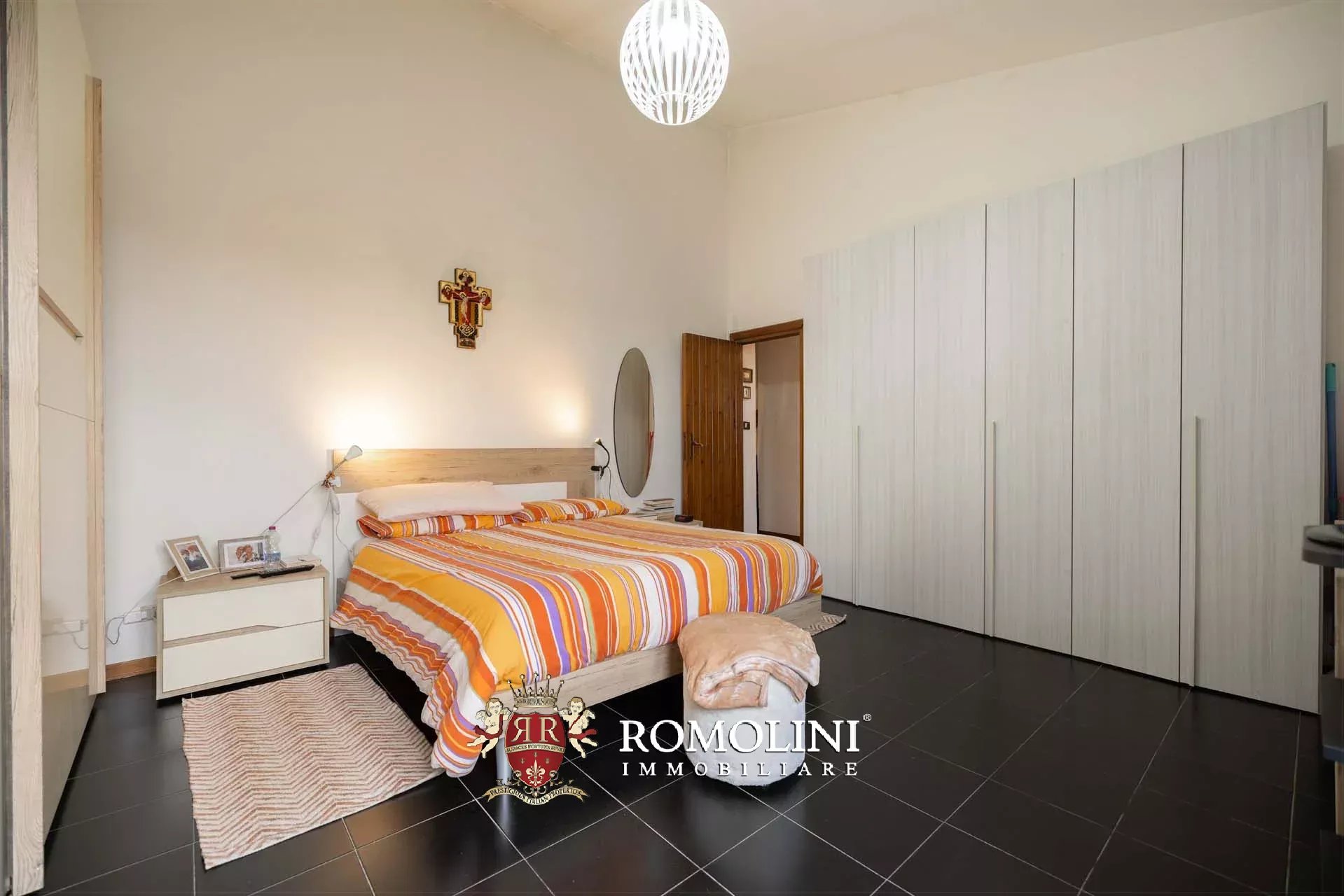 9 Bedroom Villa/Townhouse's Image 24