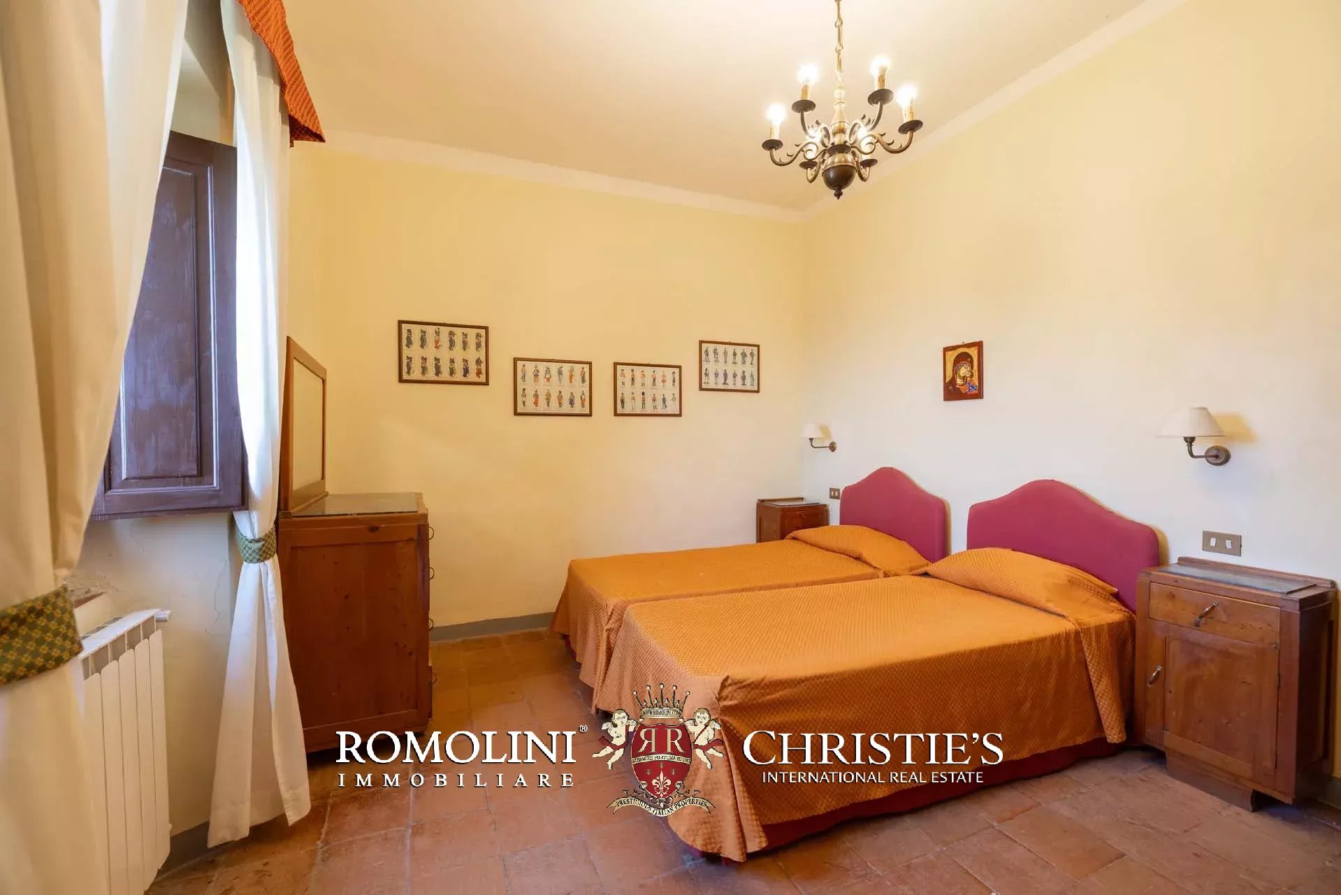 25 Bedroom Villa/Townhouse's Image 47
