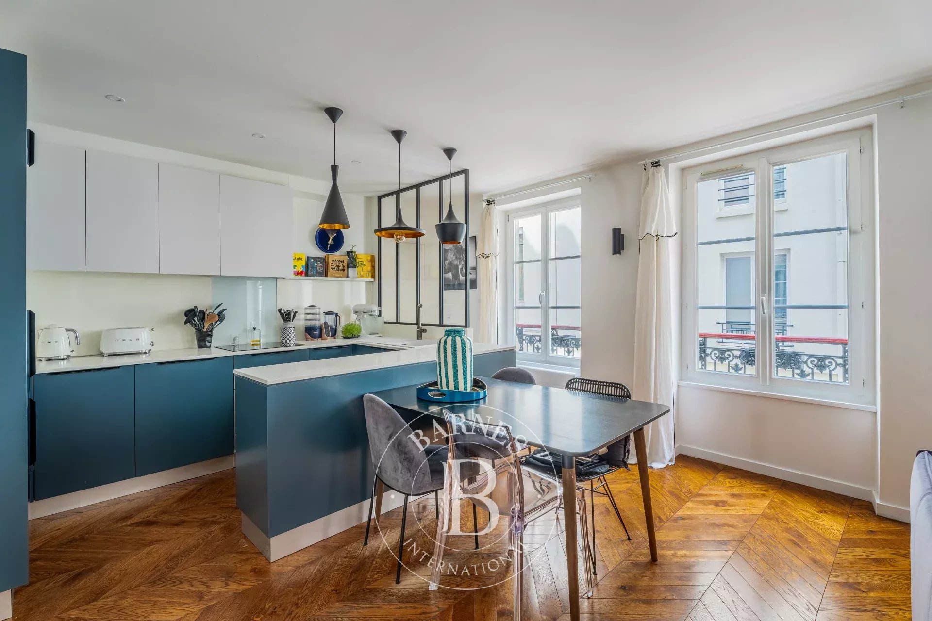 Apartment Paris 75018  -  ref 86890732 (picture 2)