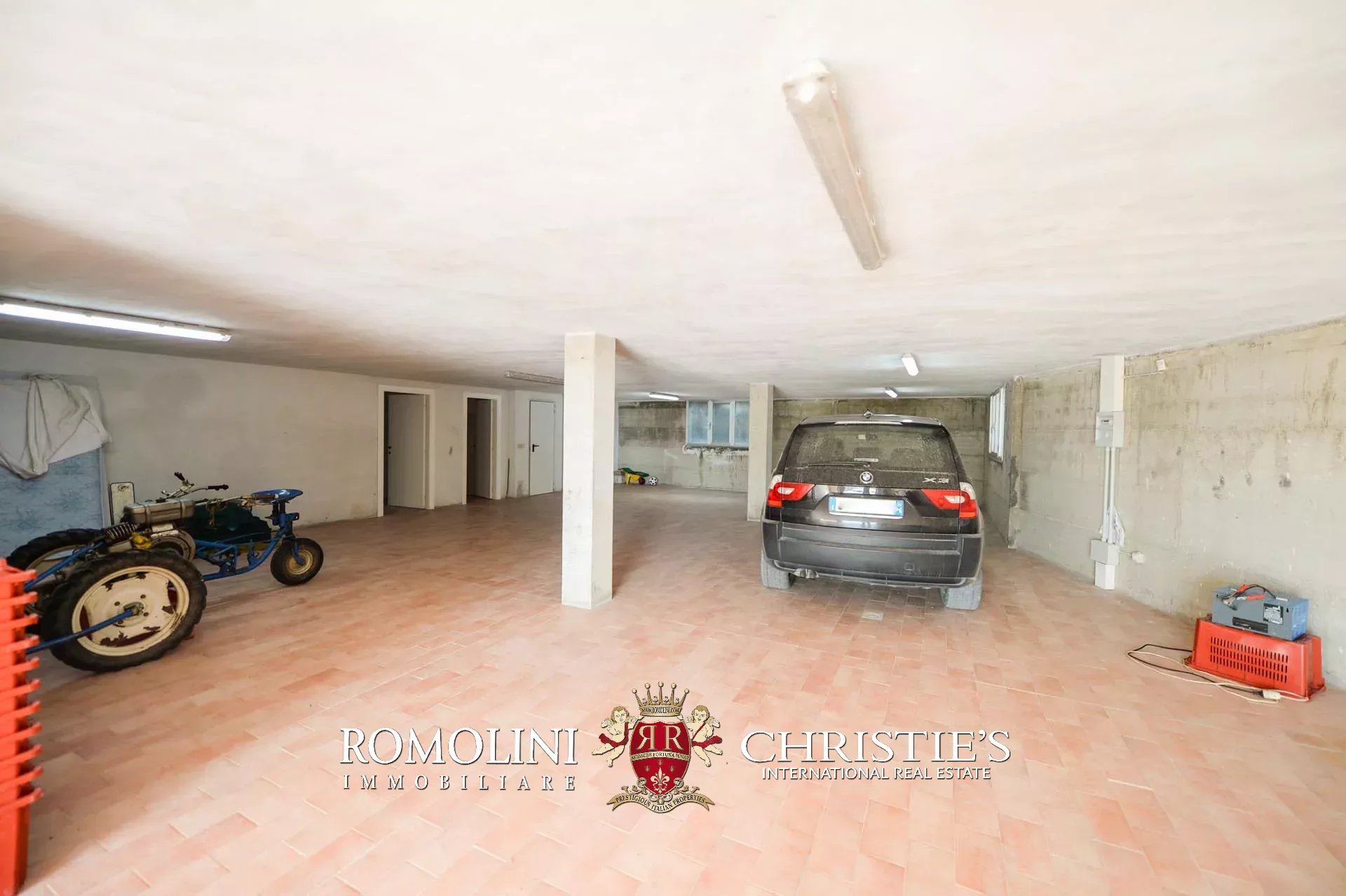 3 Bedroom Villa/Townhouse's Image 30