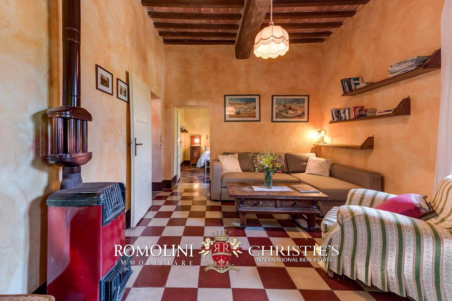 18 Bedroom Villa/Townhouse's Image 34