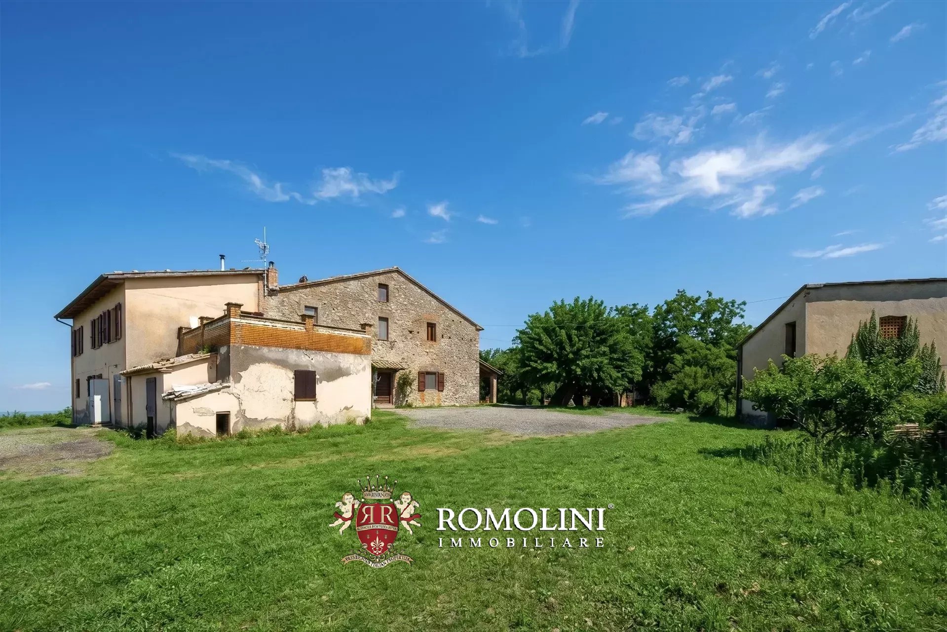 9 Bedroom Villa/Townhouse's Image 11
