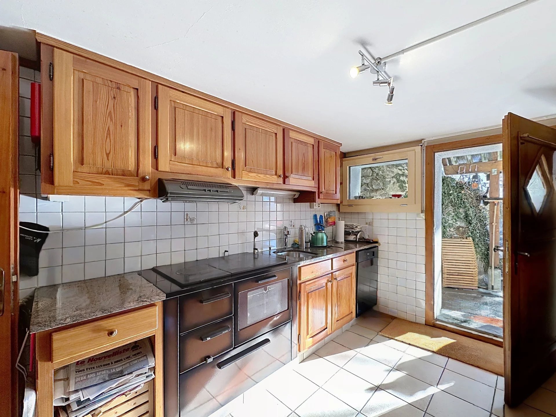 Vue panoramique sur le Mont-Blanc et la Cime de l'Est