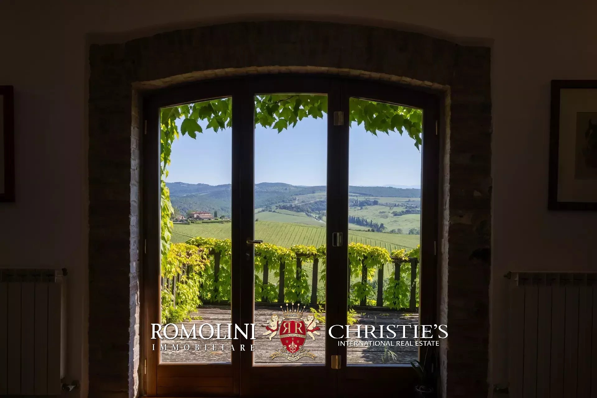 18 Bedroom Vineyard's Image 67