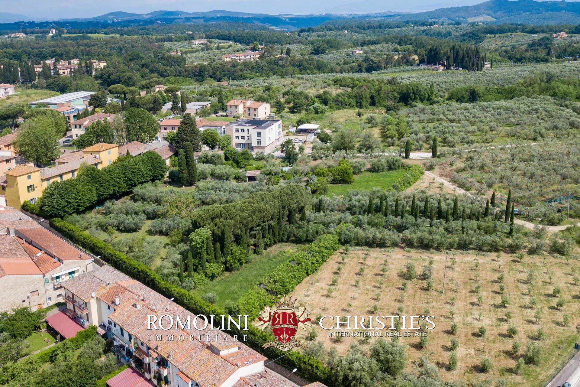 16 Bedroom Vineyard's Image 24