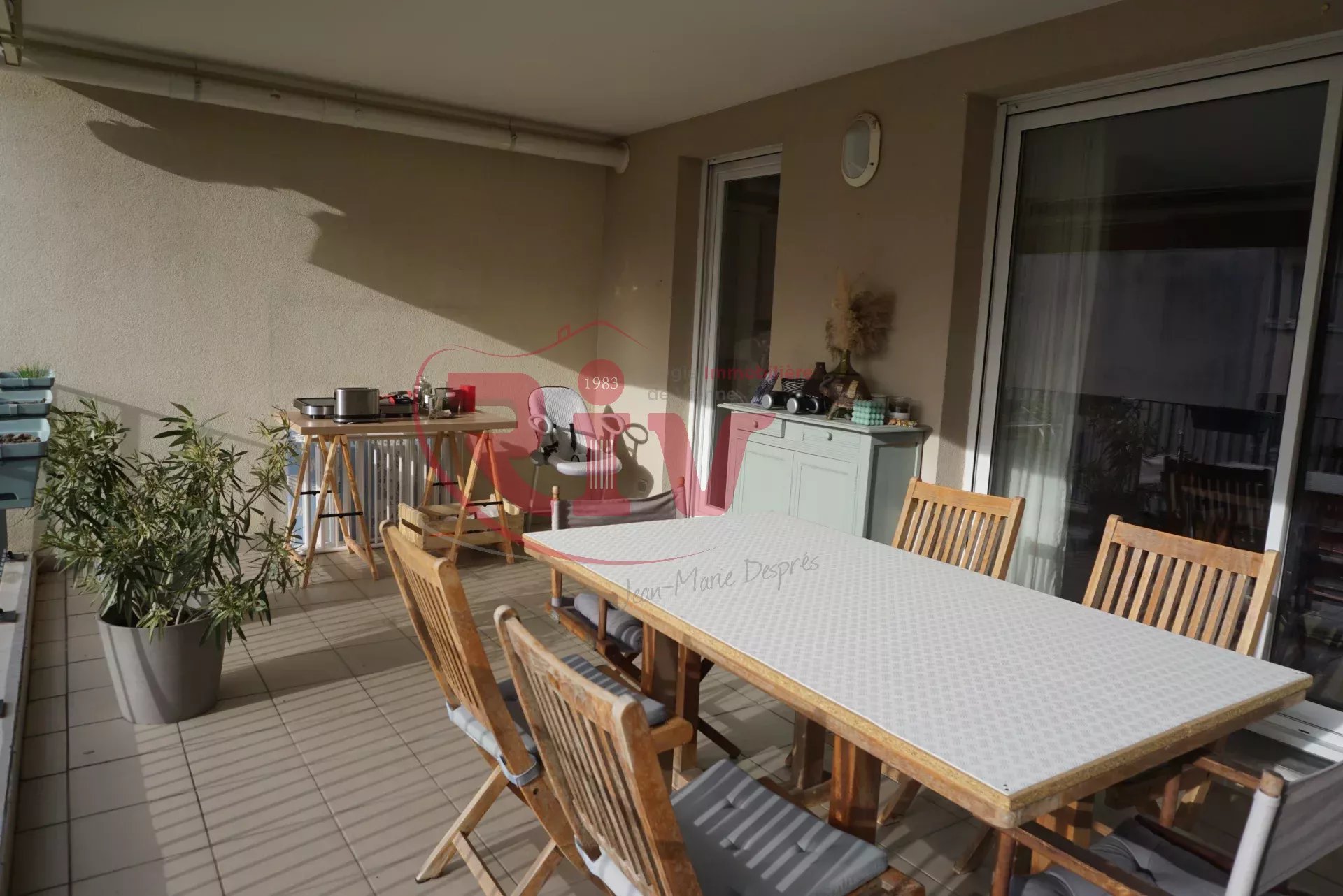APPARTEMENT TERRASSE