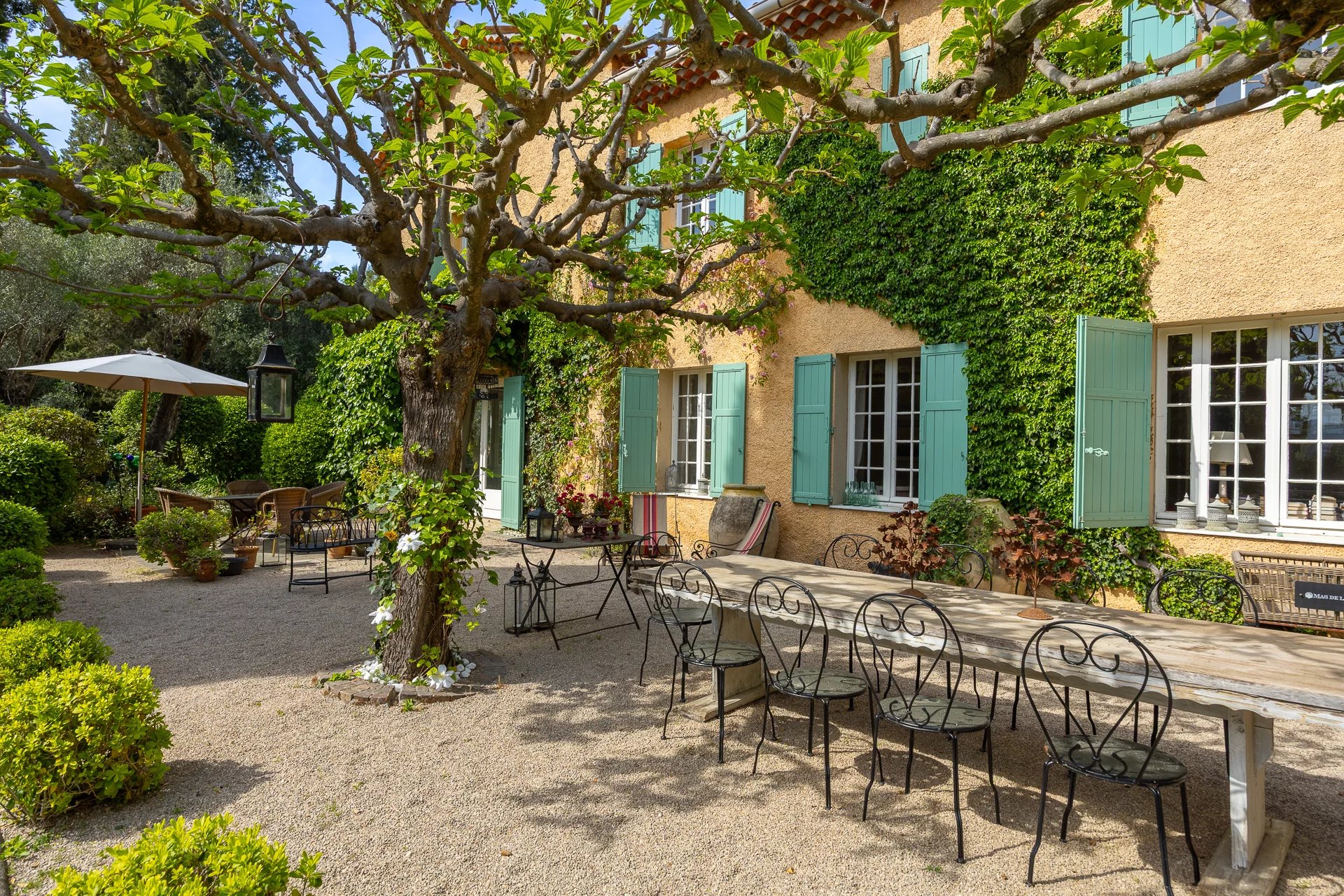 Grasse – Mas authentique du XIXe siècle au cœur d’un parc d’exception