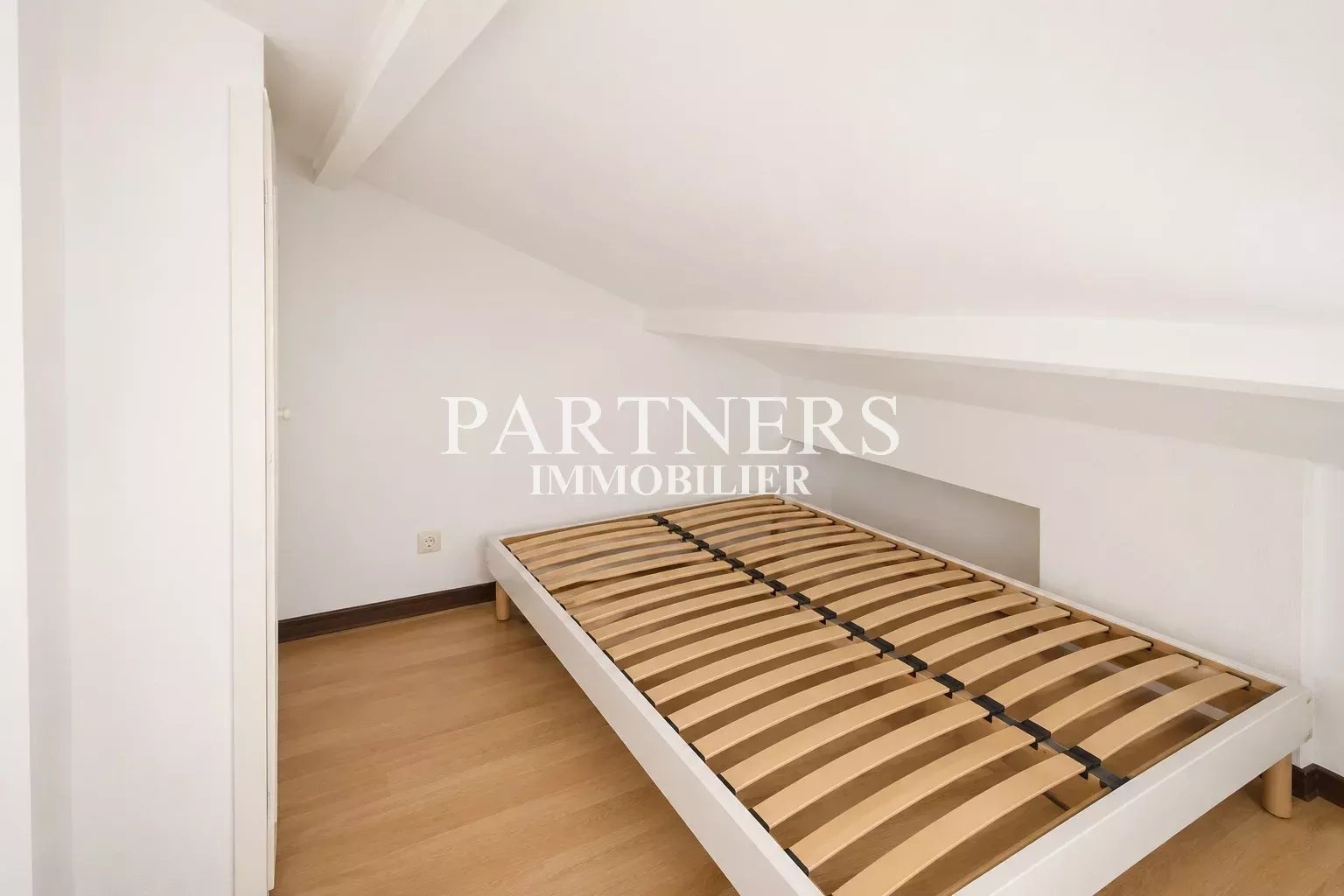 Studio avec mezzanine - 19,06m² - Aix centre historique