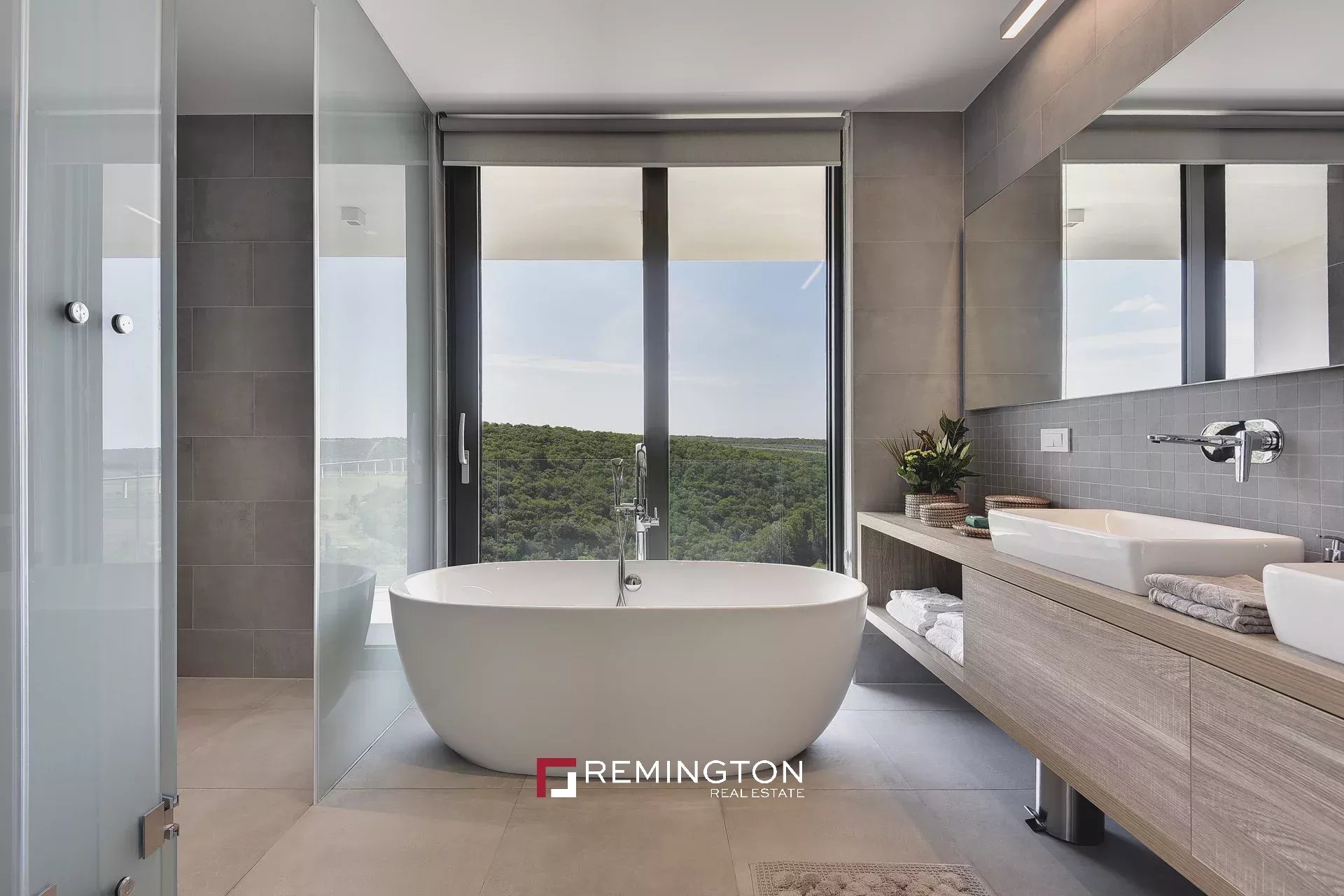 4 Bedroom Villa/Townhouse's Image 7