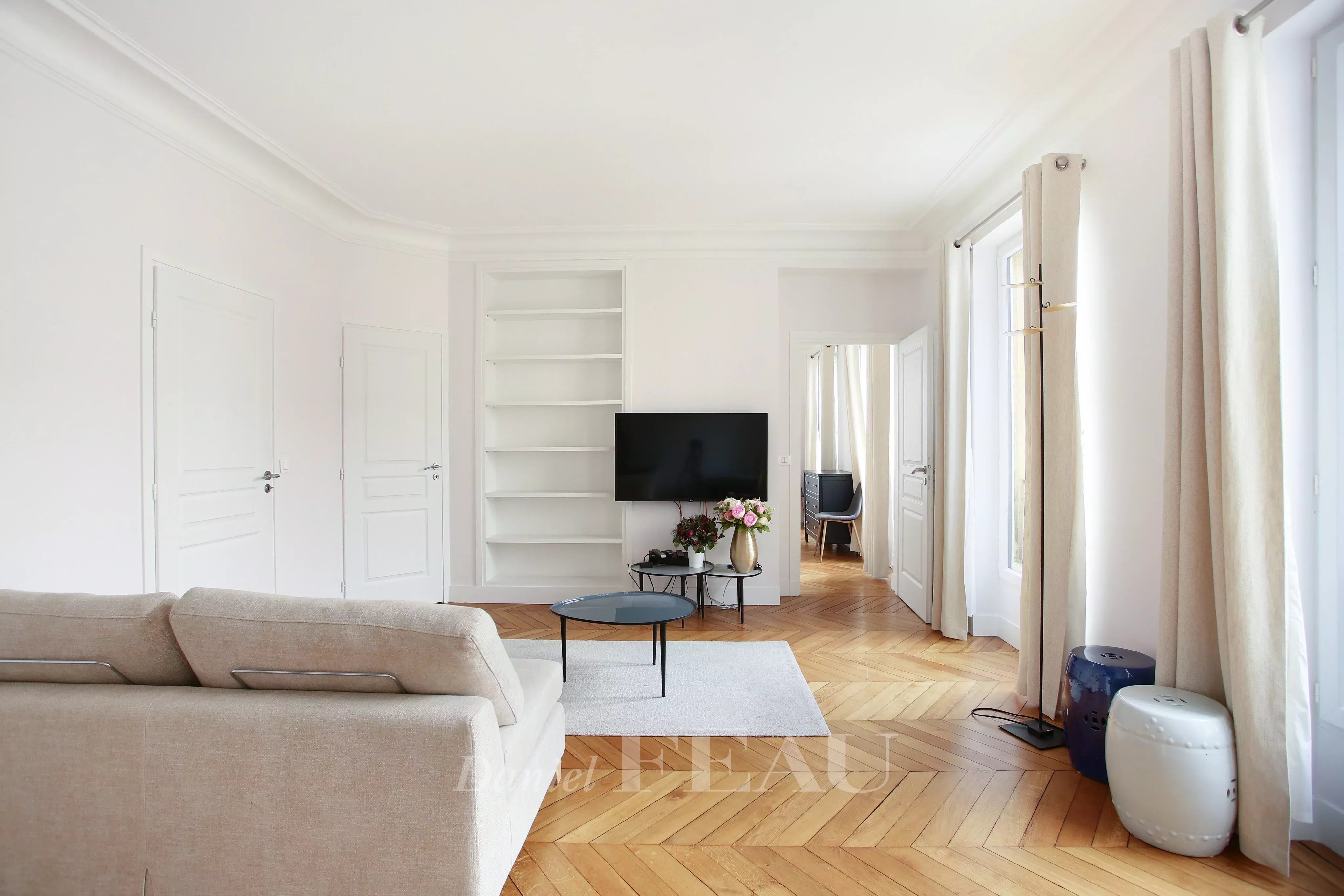 Living-room Wooden floor
