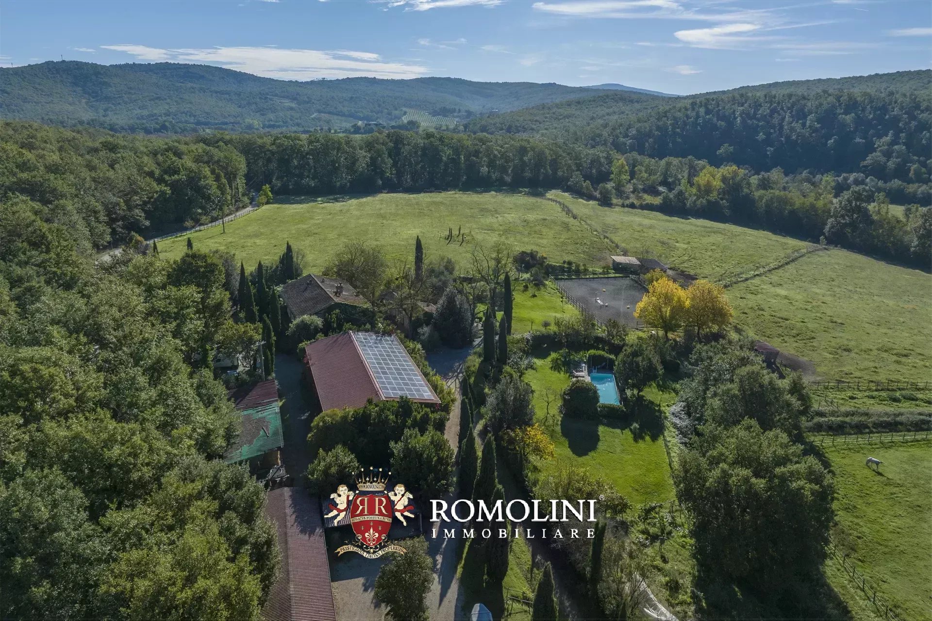 9 Bedroom Horse Property's Image 10