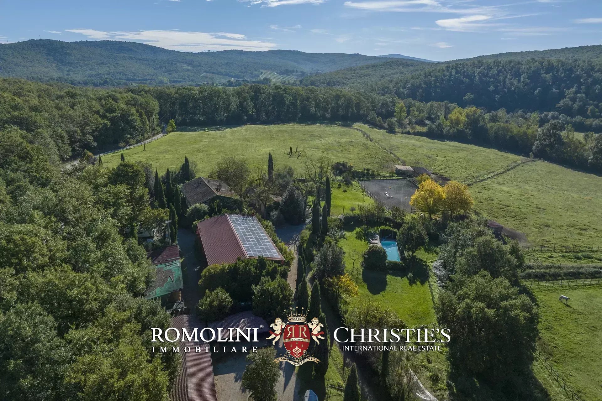 9 Bedroom Horse Property's Image 10