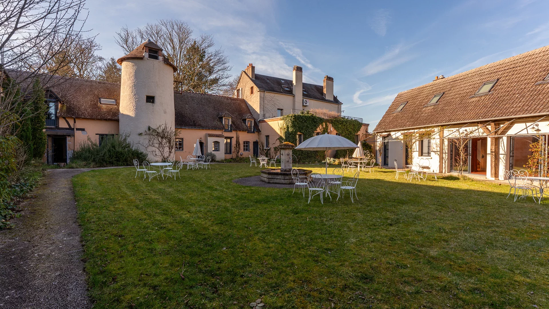 Gien - UN DOMAINE FACE À LA LOIRE