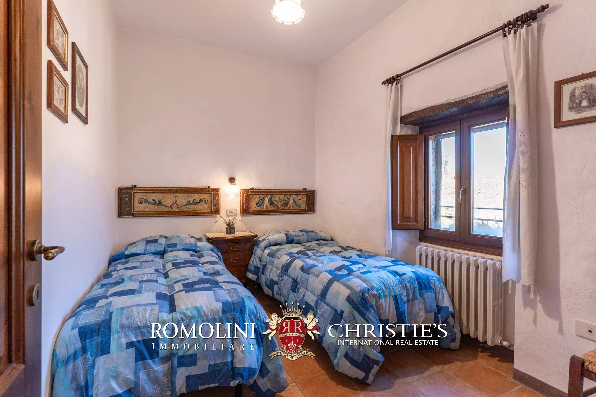 7 Bedroom Villa/Townhouse's Image 48