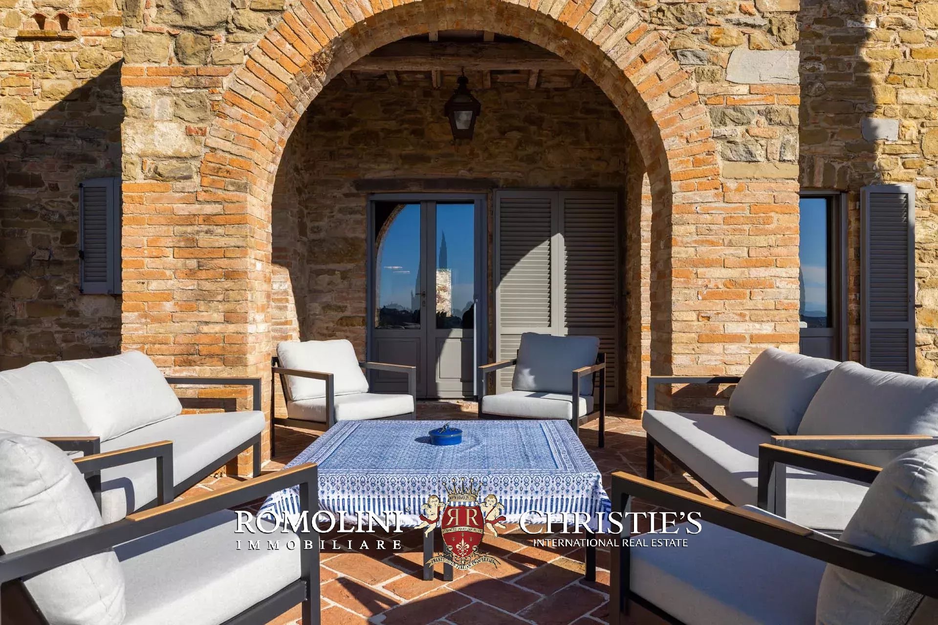 4 Bedroom Villa/Townhouse's Image 14