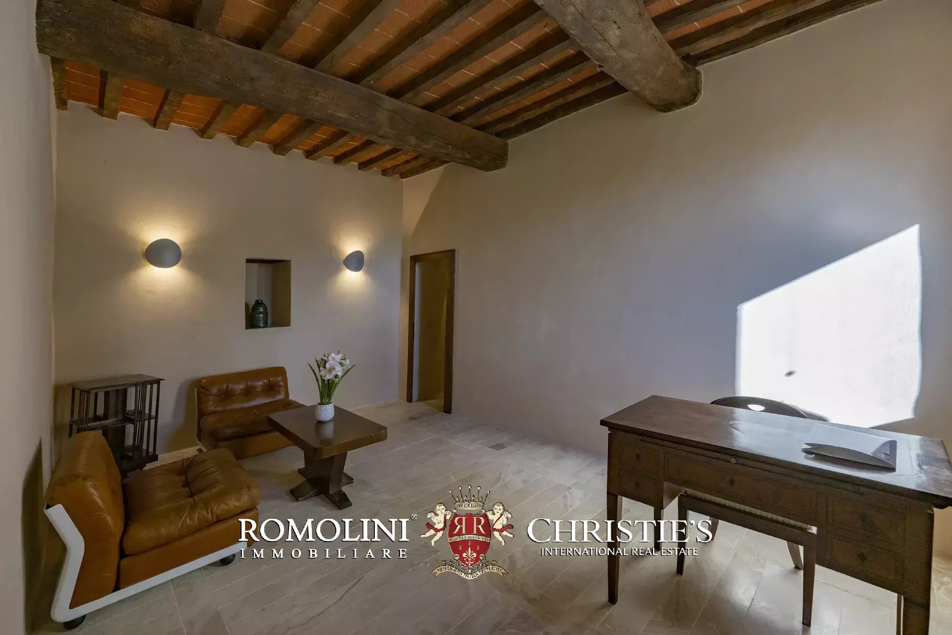 4 Bedroom Villa/Townhouse's Image 34