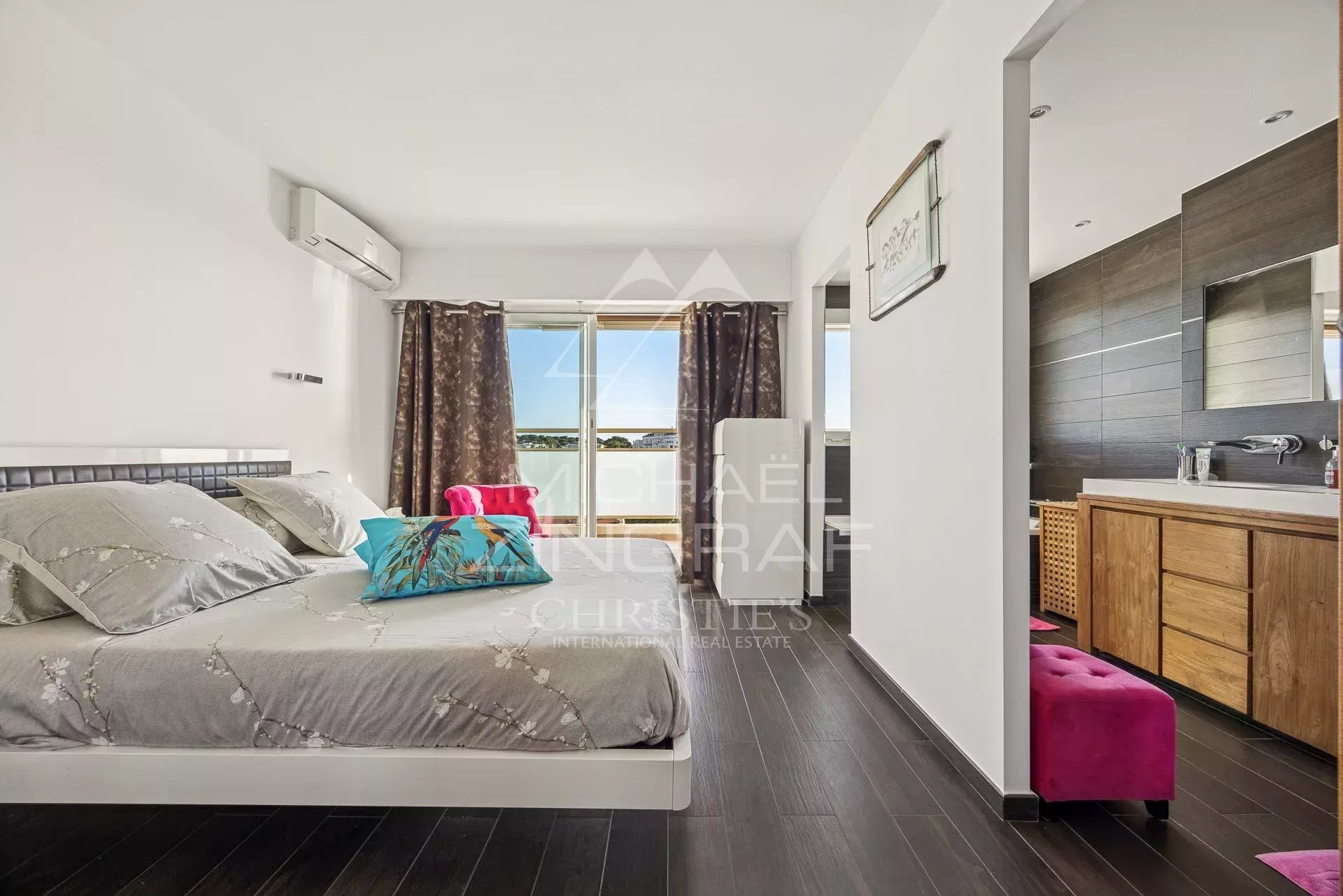 3 Bedroom Apartment/Flat's Image 8