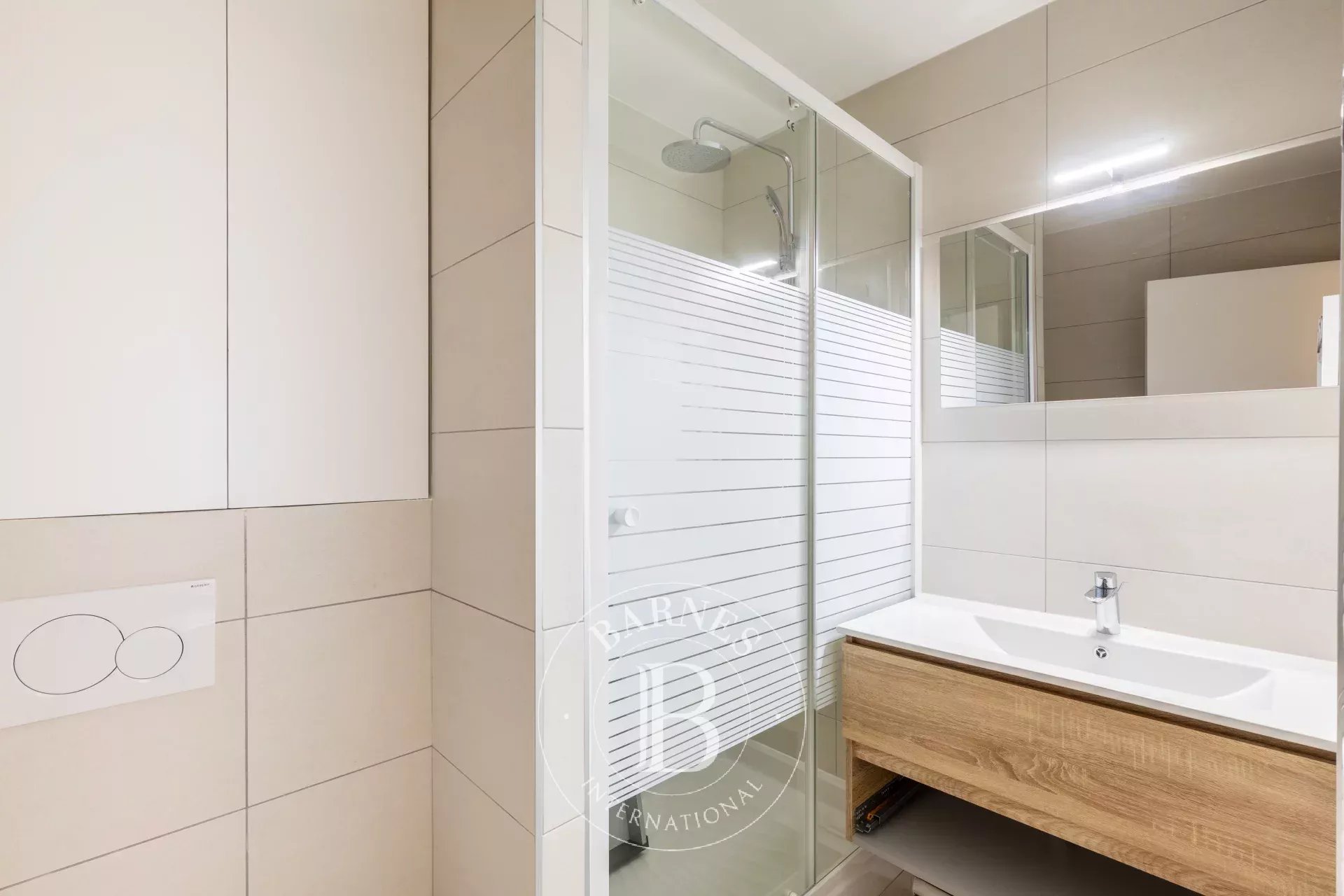 Daire Paris 3ème - picture 7