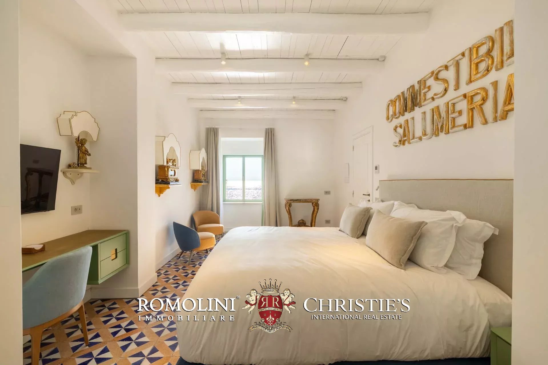 8 Bedroom Villa/Townhouse's Image 124