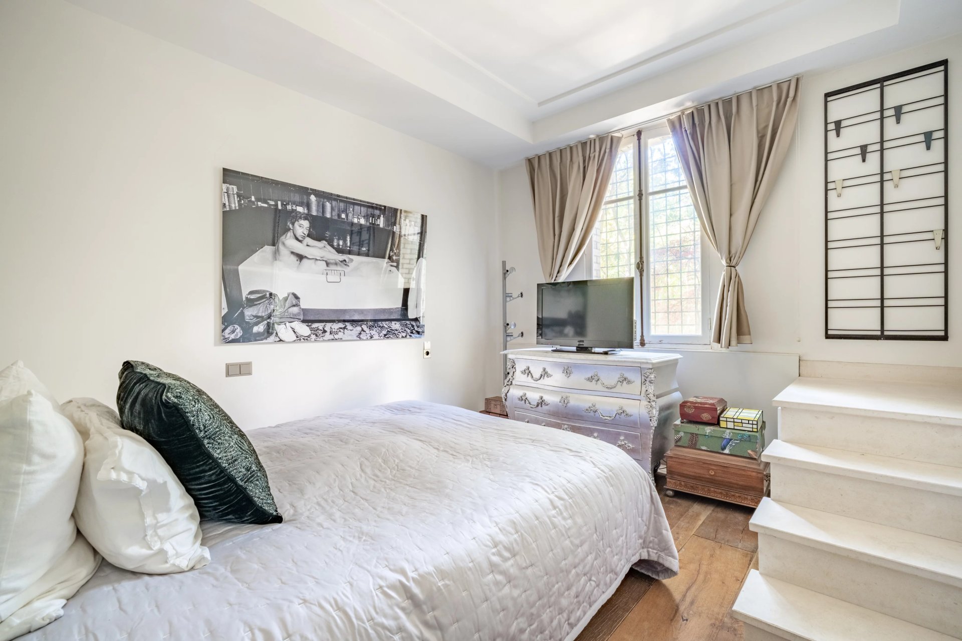5 Bedroom Apartment/Flat's Image 11