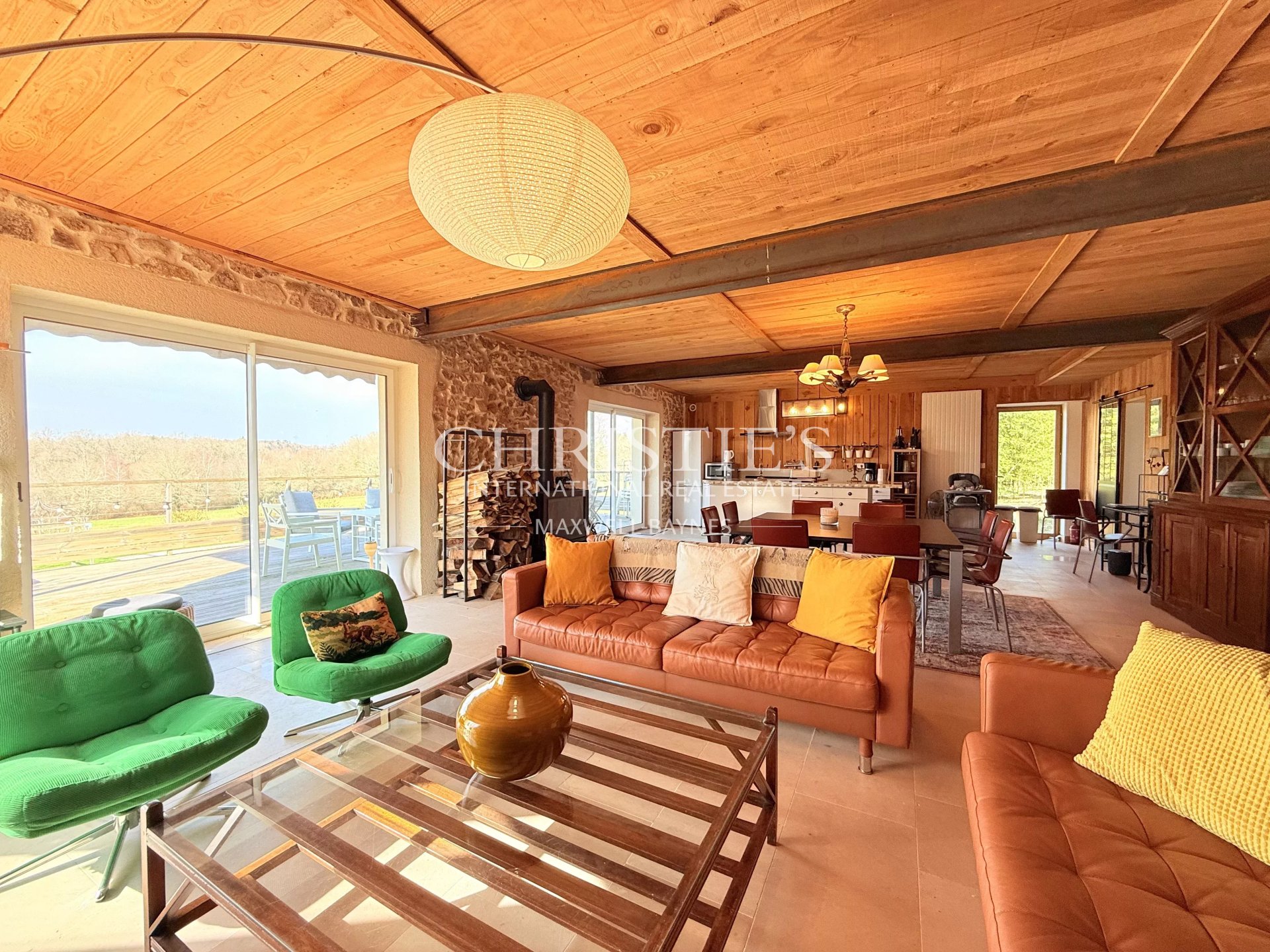 9 Bedroom Villa/Townhouse's Image 5
