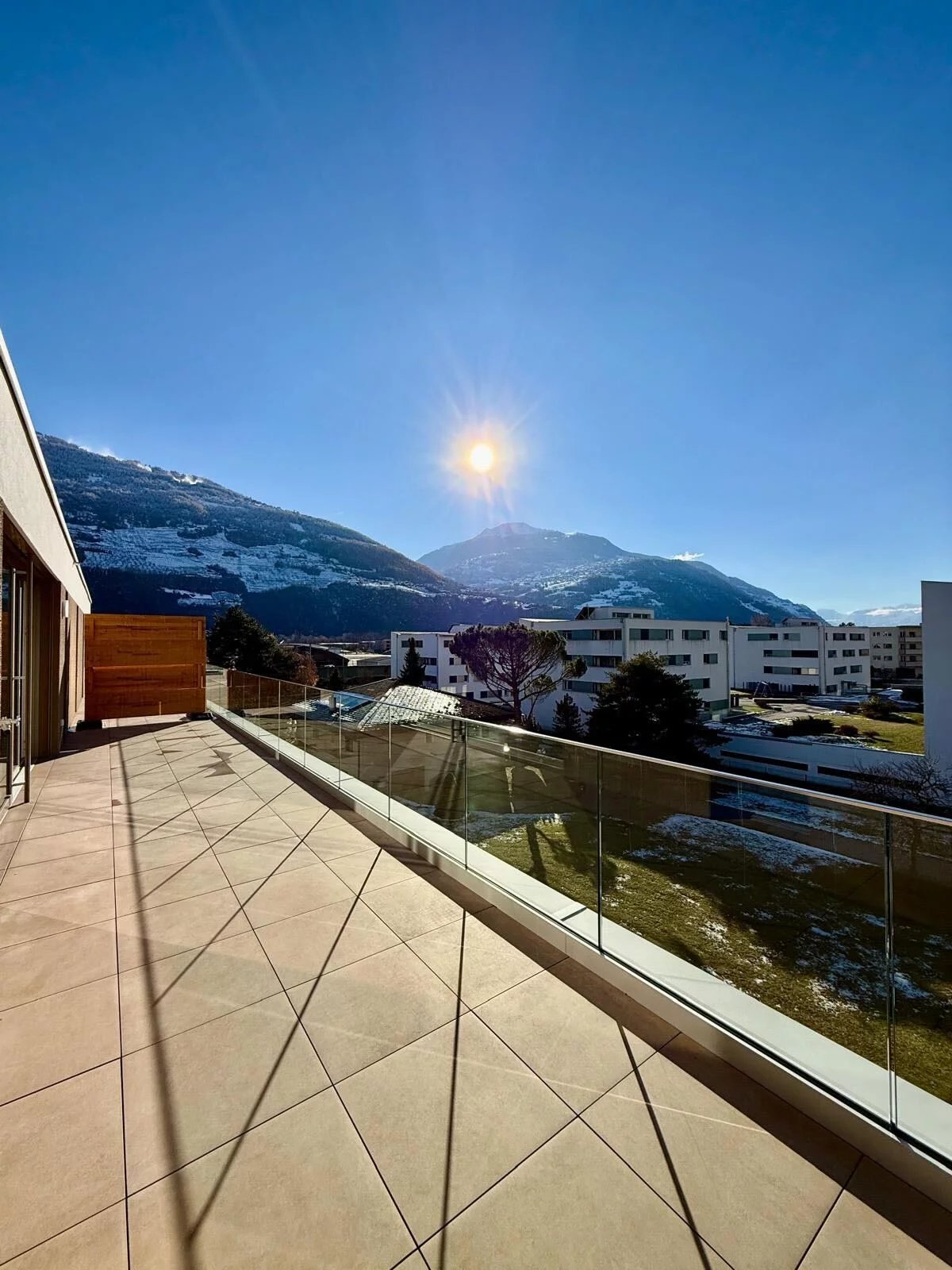 Splendide attique 3.5 pièces neuf à Sion