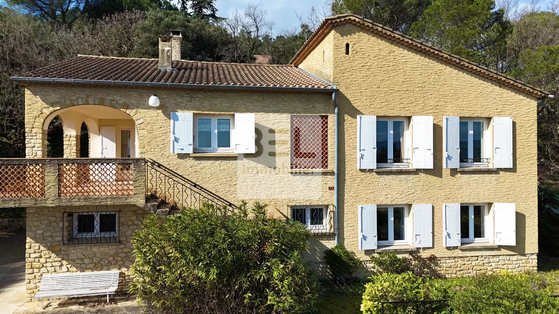 Spacieuse villa 10 pièces avec vue le le Mont Ventoux